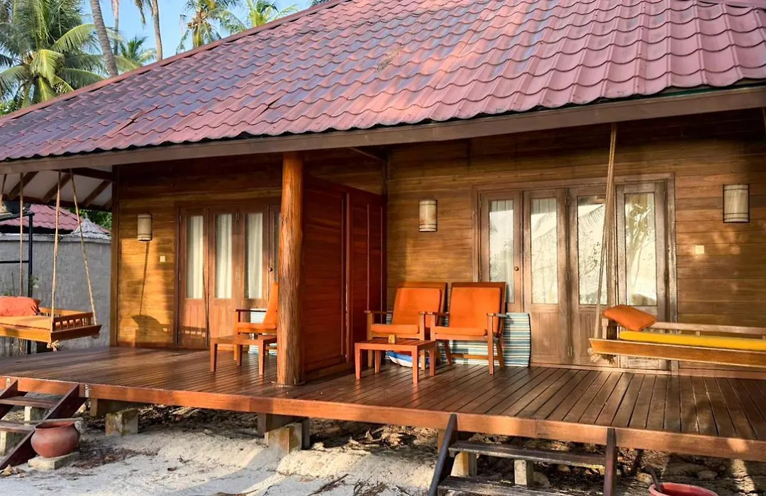 Medhufushi Island Resort-1